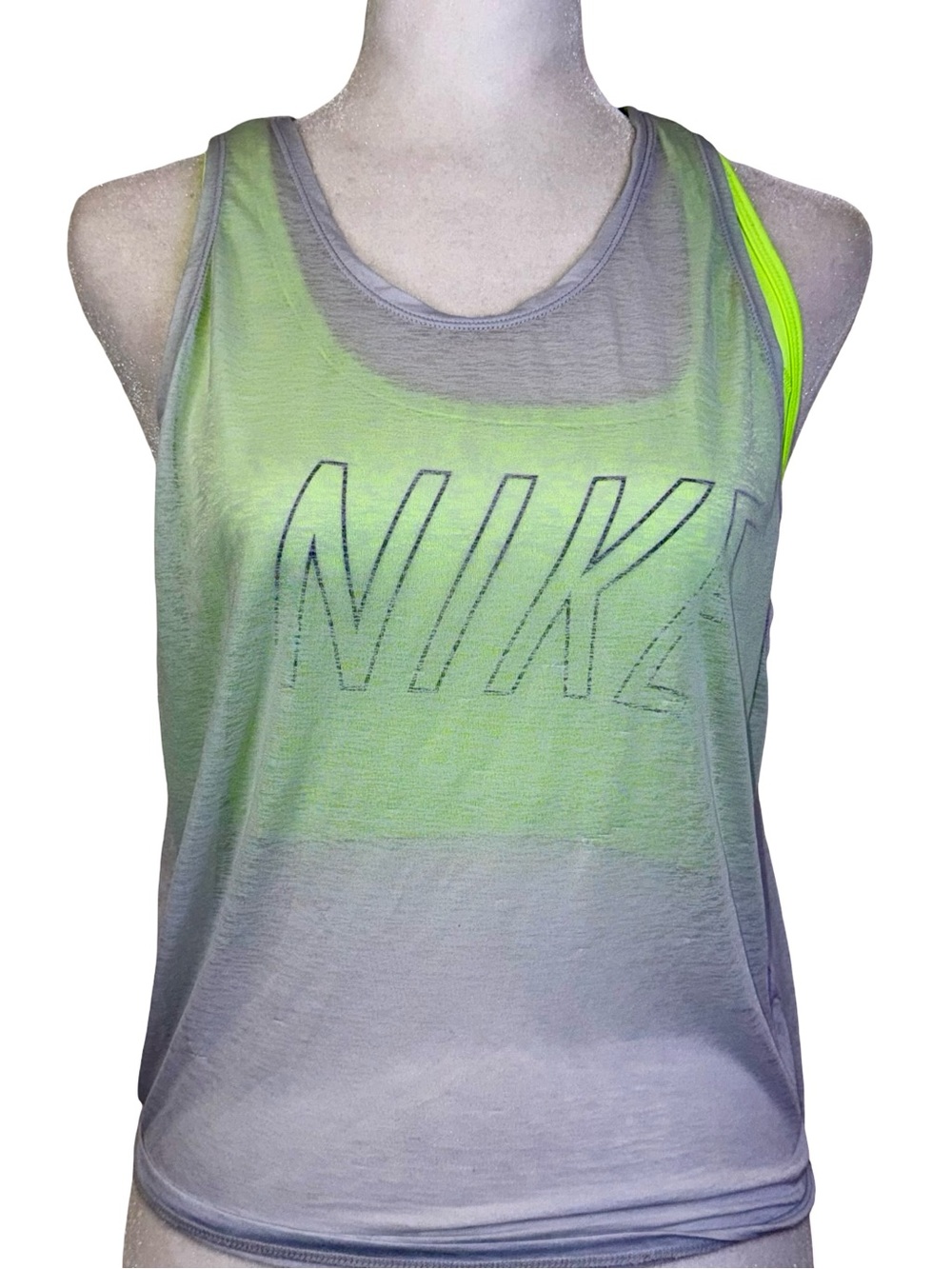 NIKE BREATHE TRAINING TANK TOP IN PURE PLATINUM/GHOST GREEN